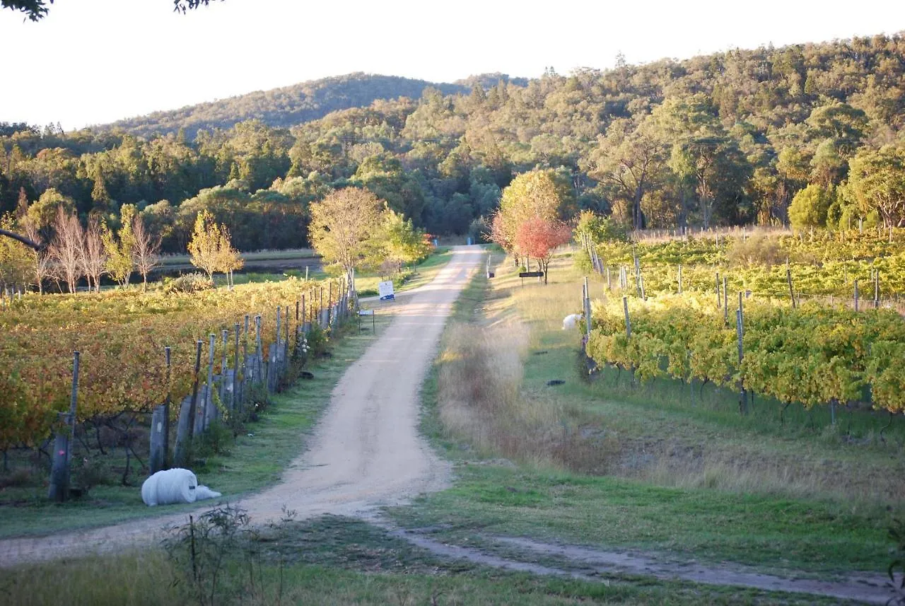 Holiday home Twisted Gum Vineyard Cottage